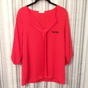 Texas Tech Red Popover Top Tab Sleeve Size Medium